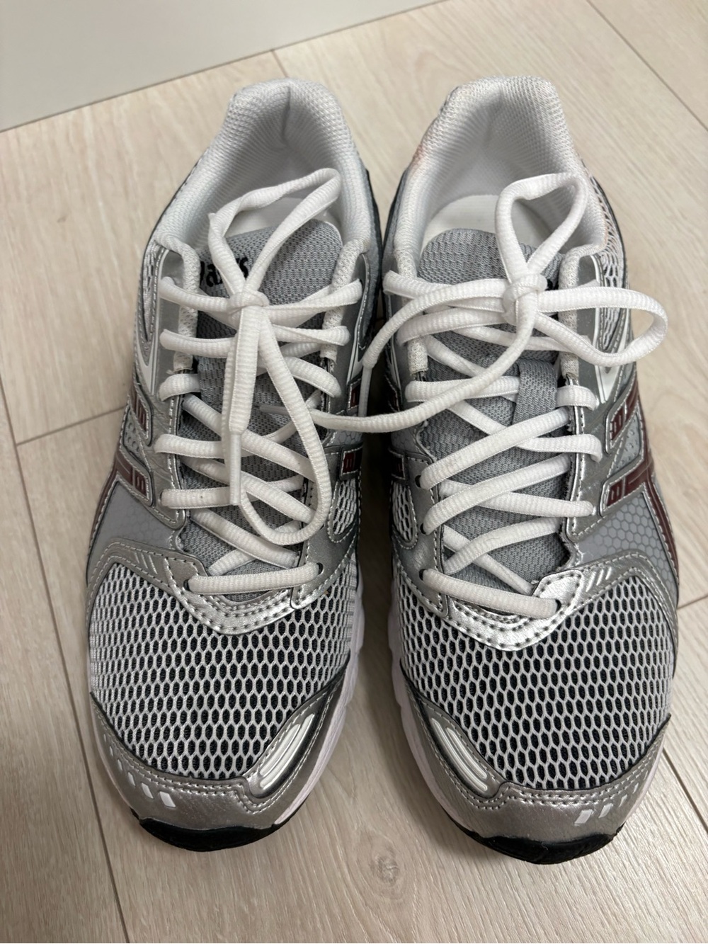 Asics Silver and White Women/MensAthletic Running Shoes